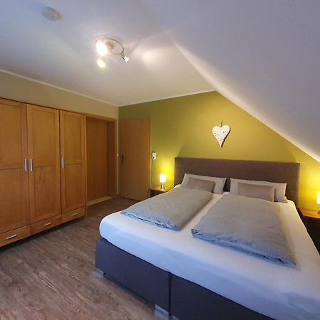 Lindner Ferienwohnungen Und Doppelzimmer Fichtelberg Ngoại thất bức ảnh